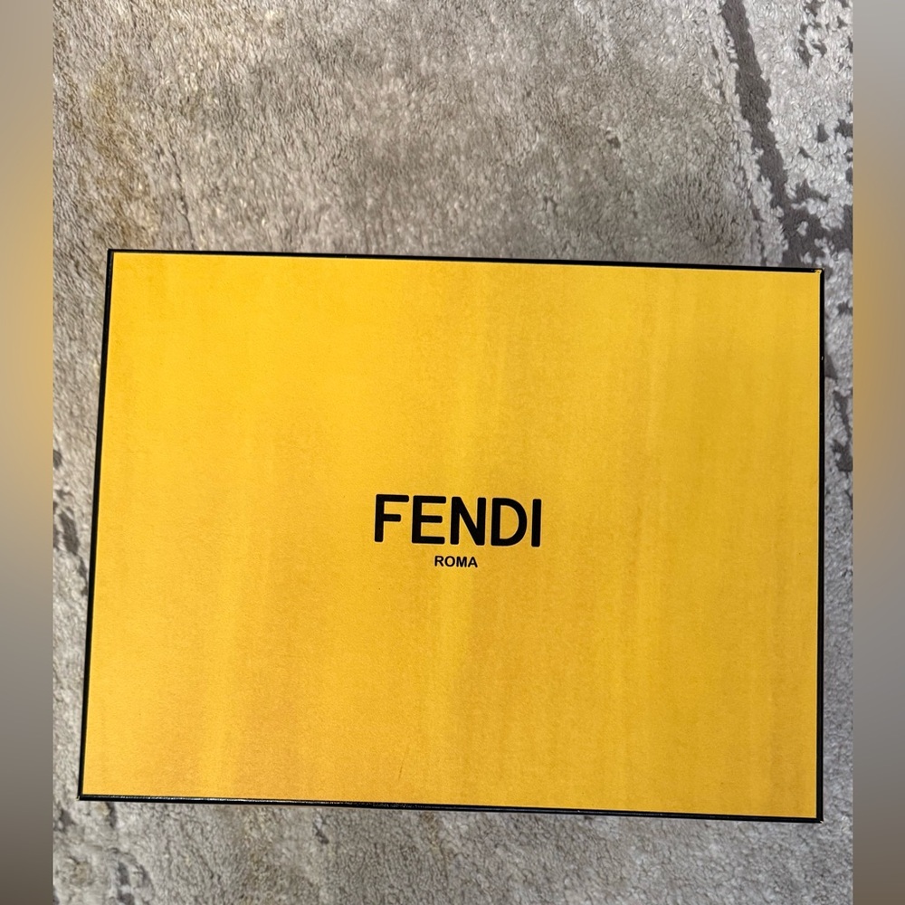 Fendi Vibrant Yellow Packaging